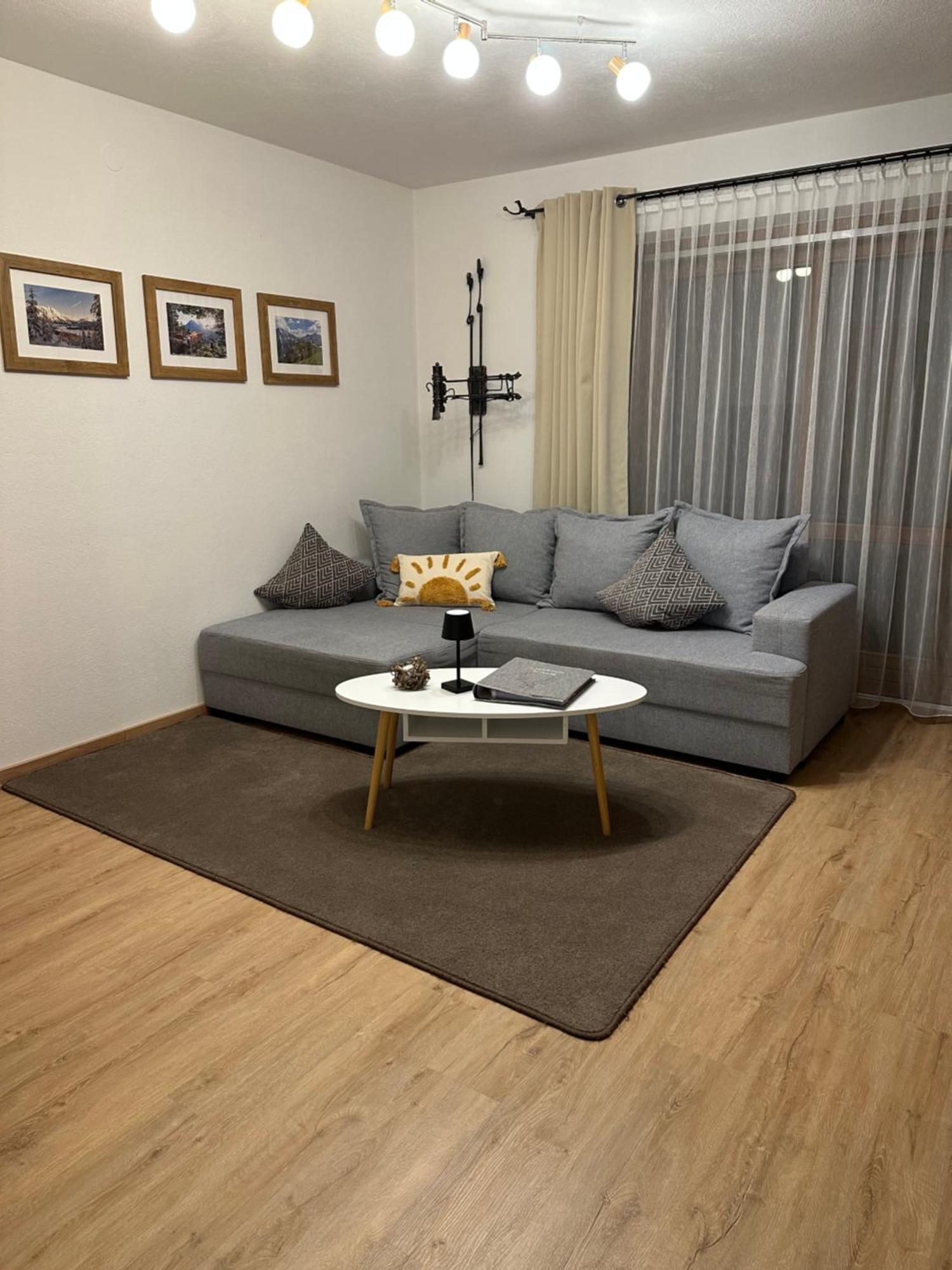 Landhaus Knaus ลอยทัช ภายนอก รูปภาพ
