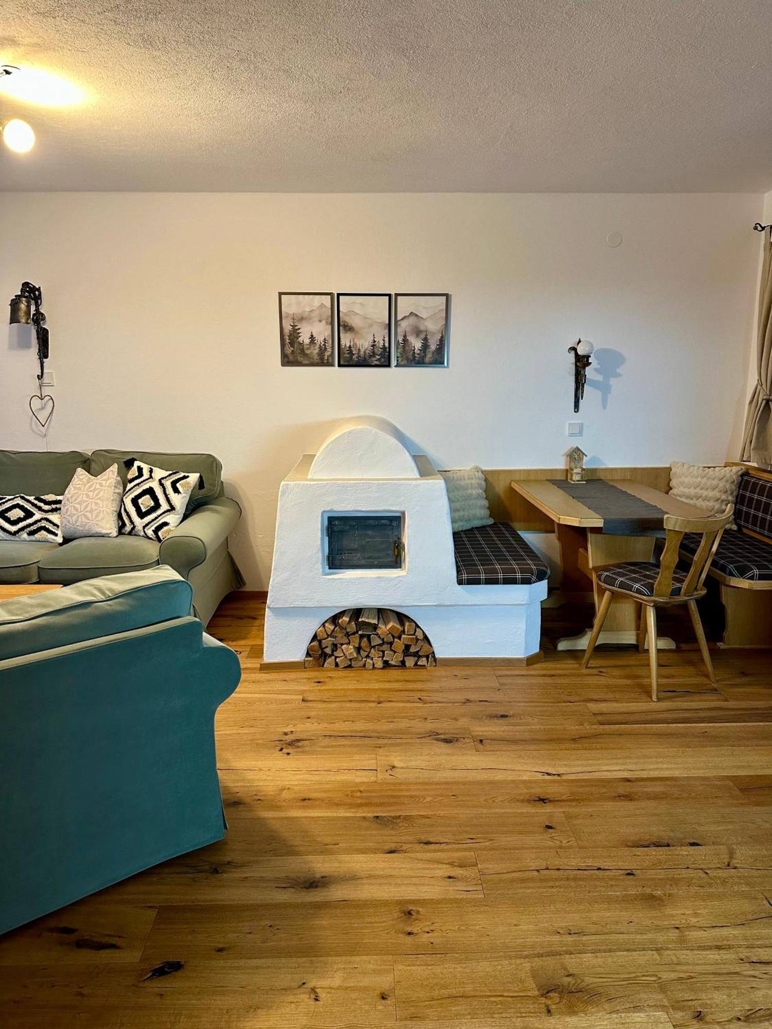 Landhaus Knaus ลอยทัช ภายนอก รูปภาพ